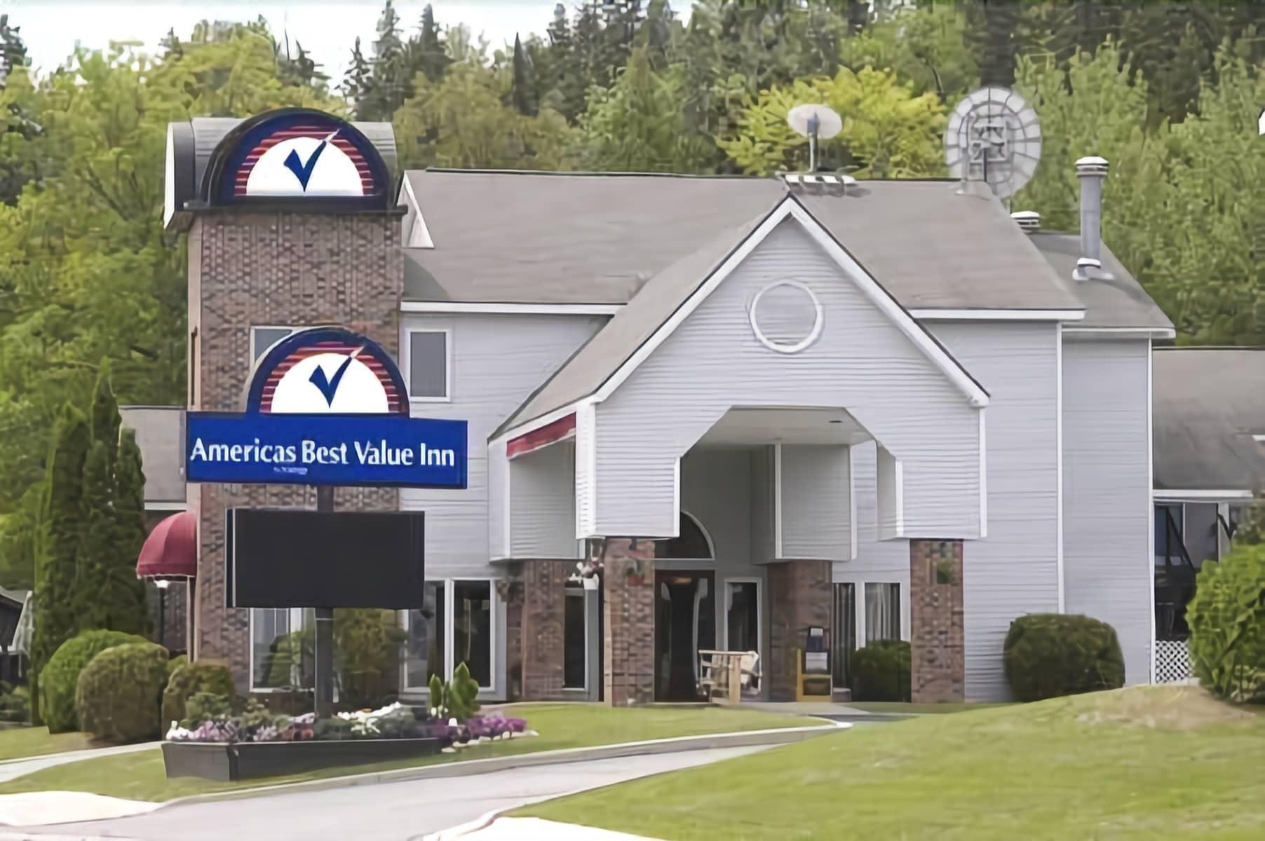 Americas Best Value Inn Saint Ignace Ngoại thất bức ảnh