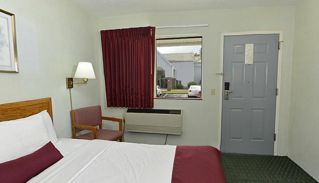 Americas Best Value Inn Saint Ignace Ngoại thất bức ảnh